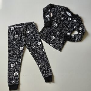 Carter's/Kids Black Graphic Long Sleeve Shirt and Pants Pajama‎ Set /Size 3t